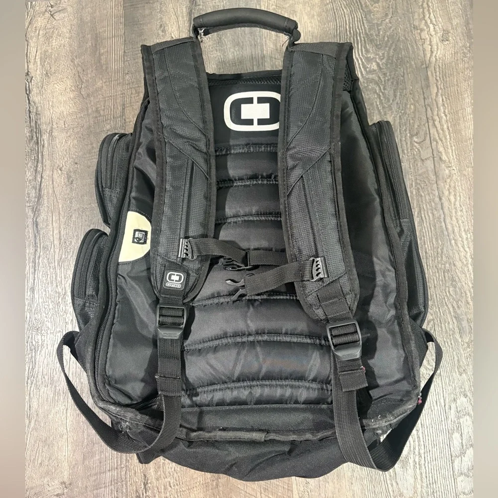 OGIO Metro Pack Backpack